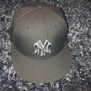 New York Yankee New Era Hat 7 5/8